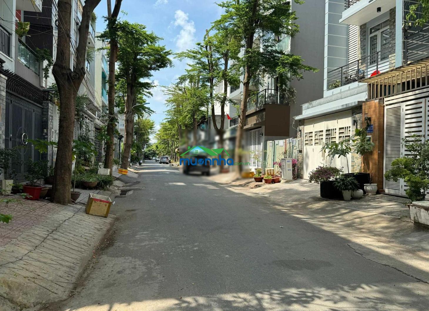 Bán nhà đường 12m bình lợi. dt 4x18m, 1t2lst, giá 13,5 tỷ tl