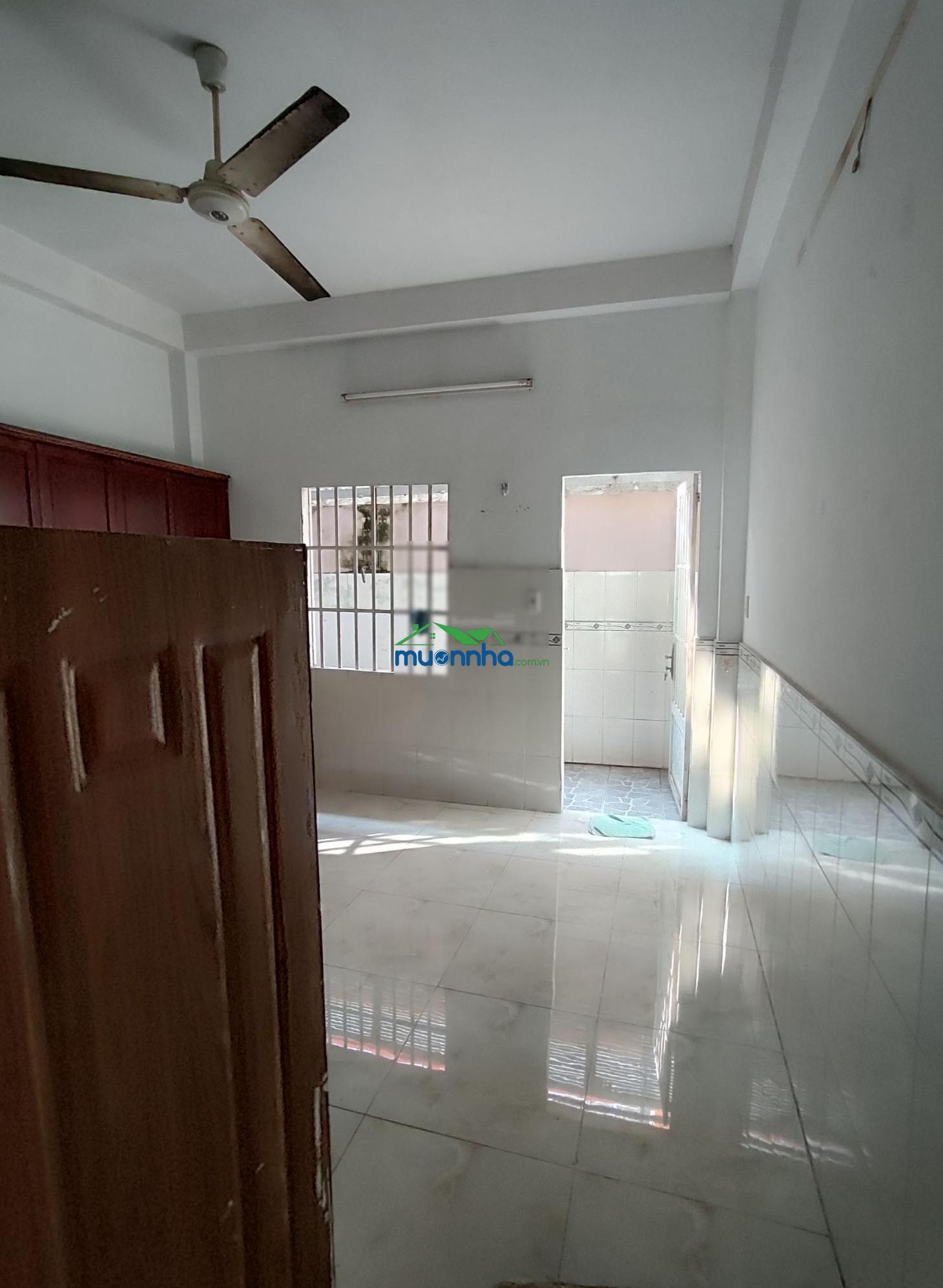 Bán nhà đường 74 kdc bình phú 4x15 2 lầu 1t