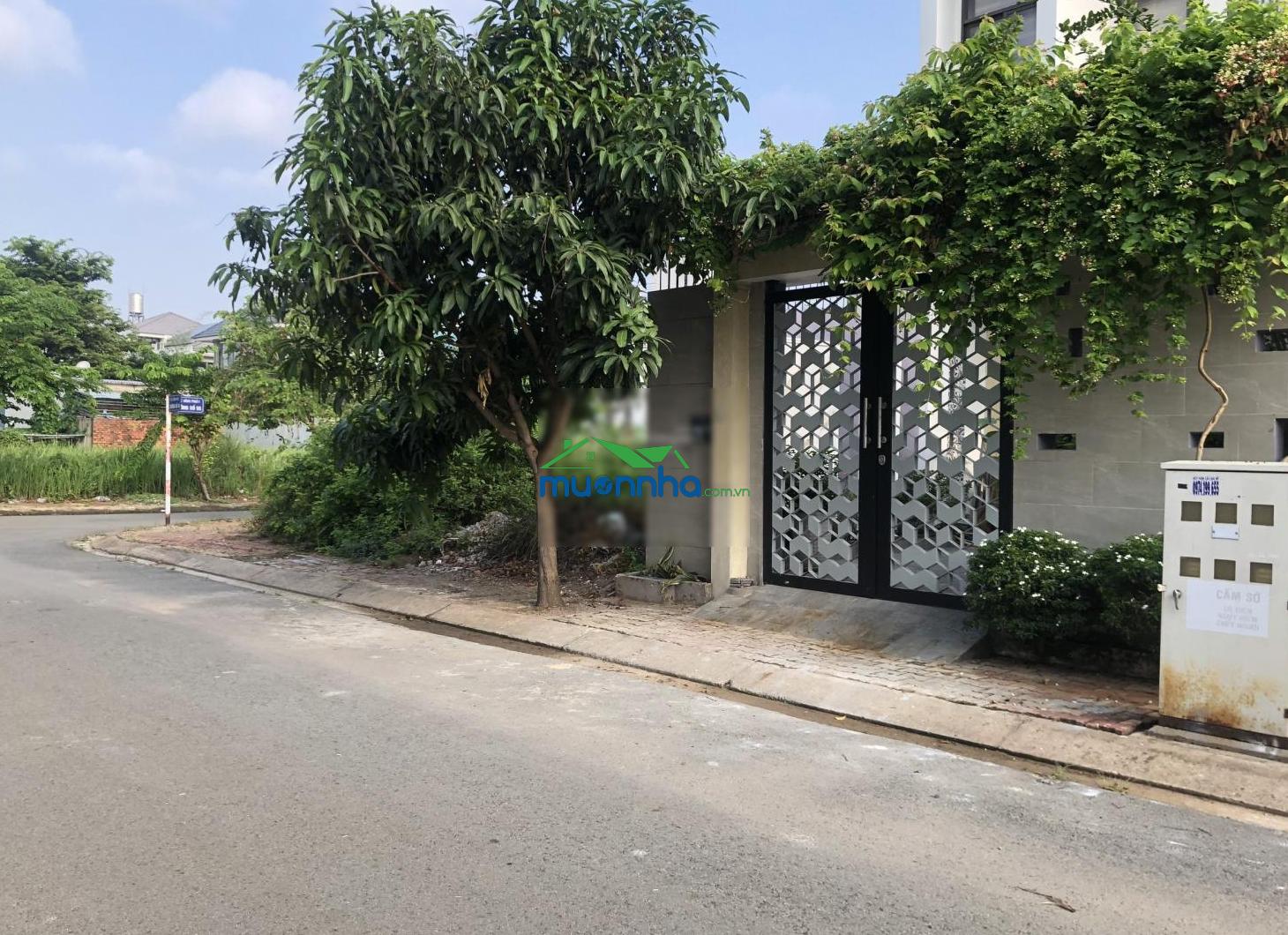 Bán gấp đất thổ cư 138m2 (6x23m), sổ hồng riêng hướng đông nam, khu dân cư vĩnh phú 1 - 4