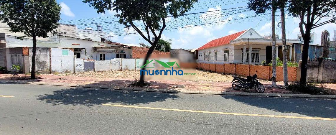Bán gấp lô đất mặt tiền vị trí kinh doanh tốt, cách đh bình dương chỉ 500m, giá tốt lh 0916 013 *** - 2