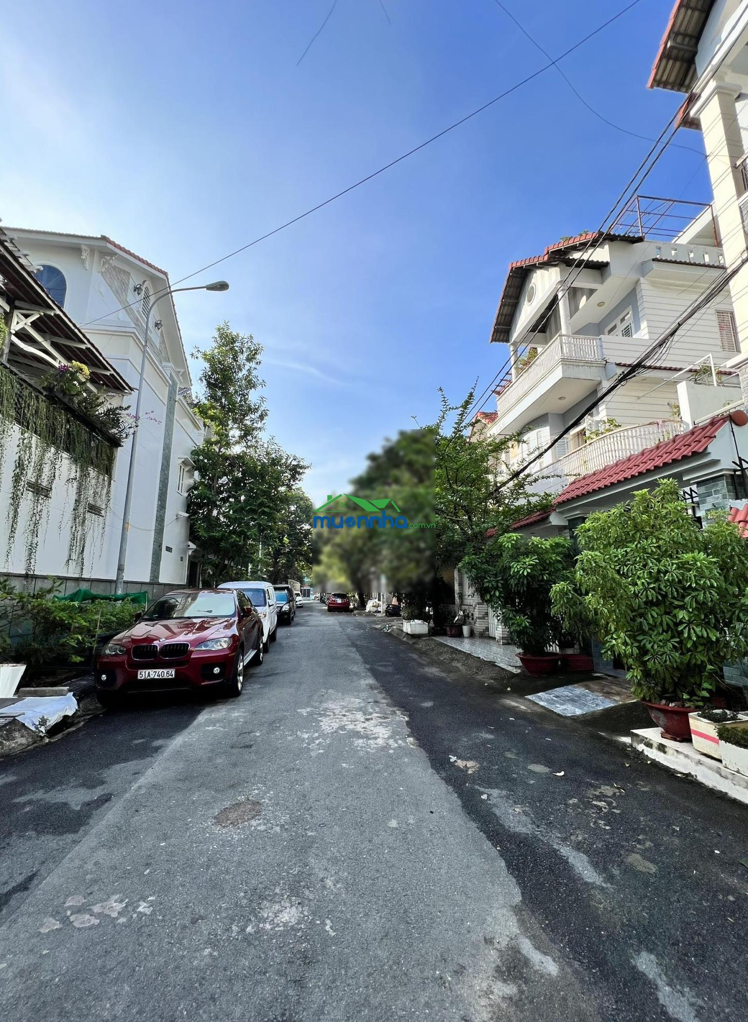Bán nhà hẻm 10m gò dầu (gần tân sơn nhì) dt: 8x26m - 2 lầu st - giá: 23 tỷ tl - 3