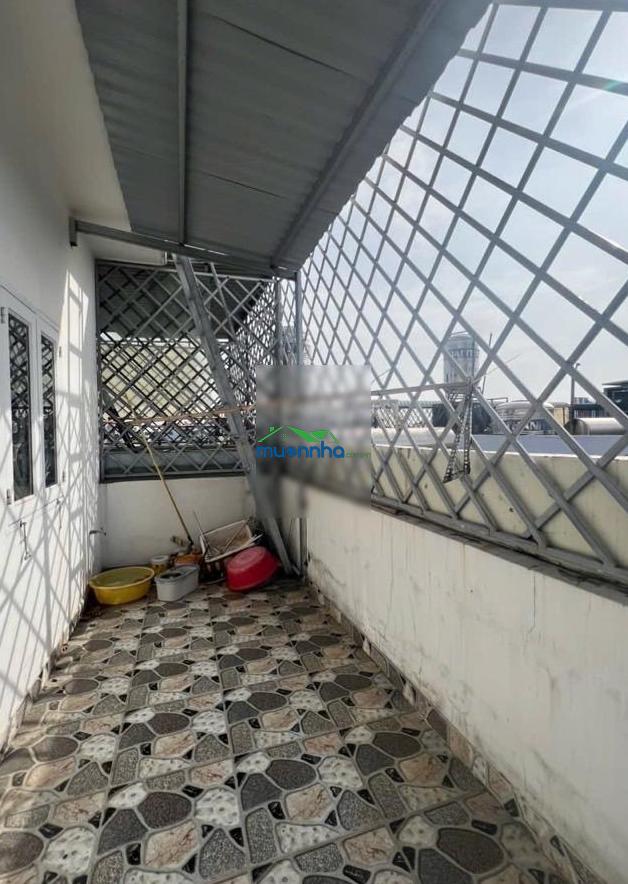 4 tầng lô góc 87m² (5.5 x 16m) mã lò - bình trị đông - hxt - ở và kinh doanh - 2