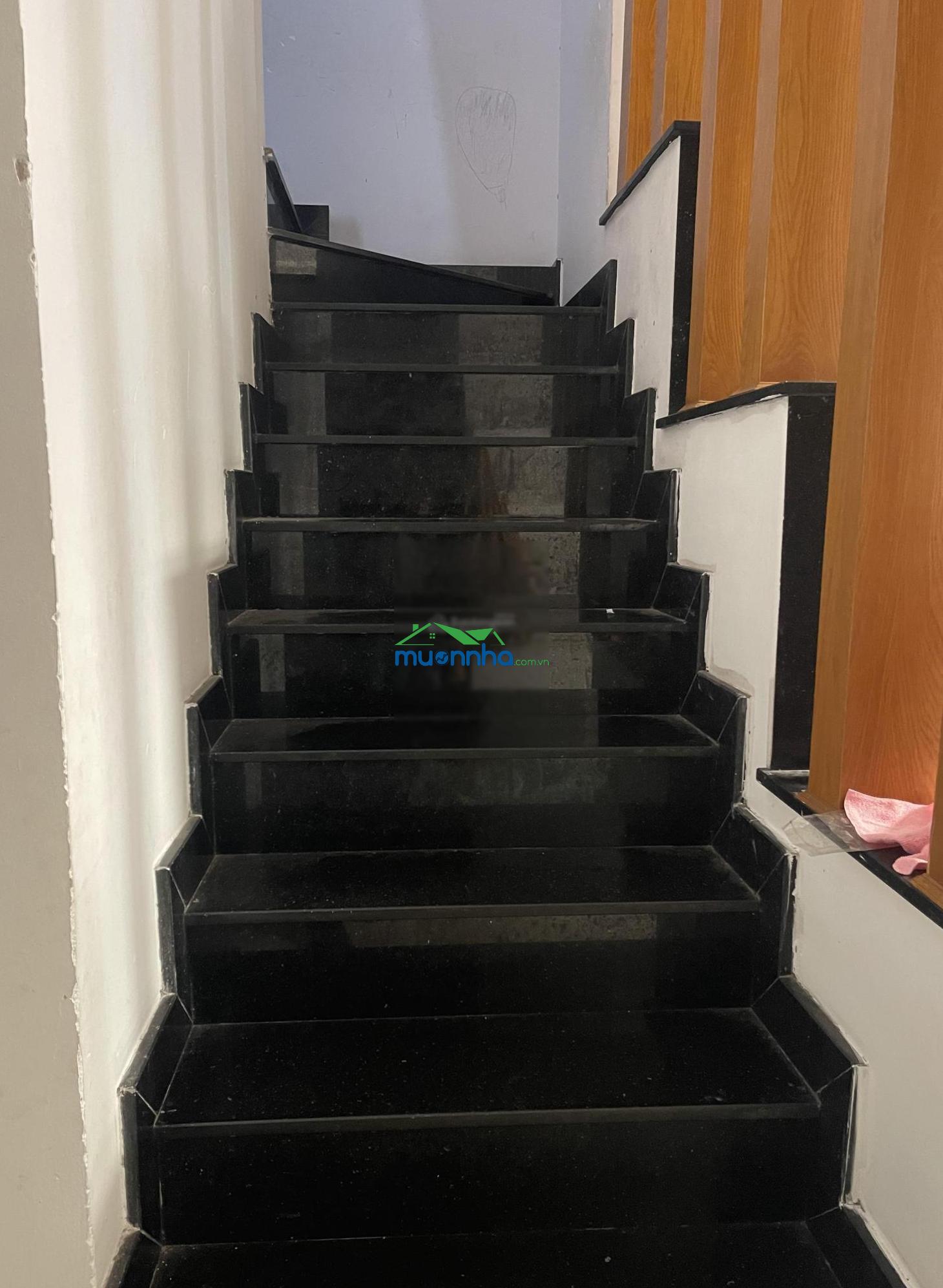 Nhà 1 trệt 2 lầu 1tum khu vạn xuân tam bình 80m2 giá 7.5ty .hỗ trợ vay ngân hàng 70%. oto trong nhà - 4