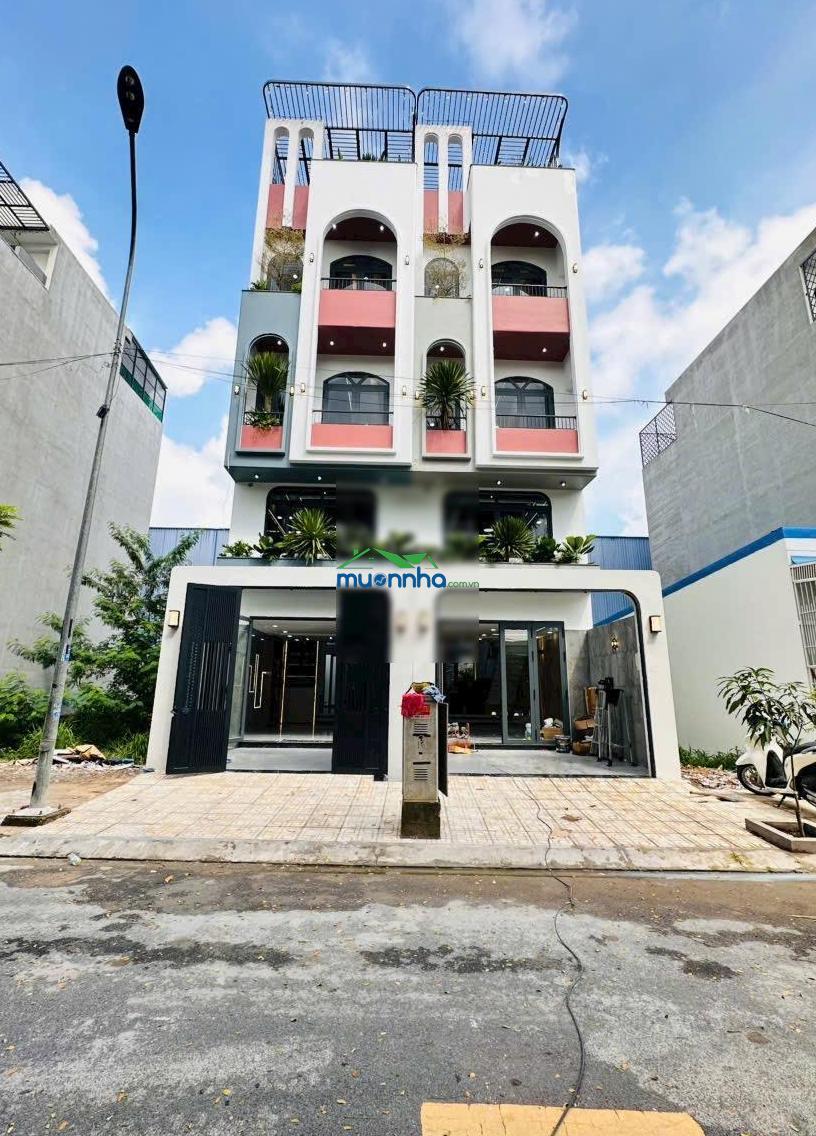 Nhà 5 tầng full nội thất, ngay ngã tư phạm văn đồng - tô ngọc vân, cách pvđ chỉ vài căn nhà - Ảnh 3