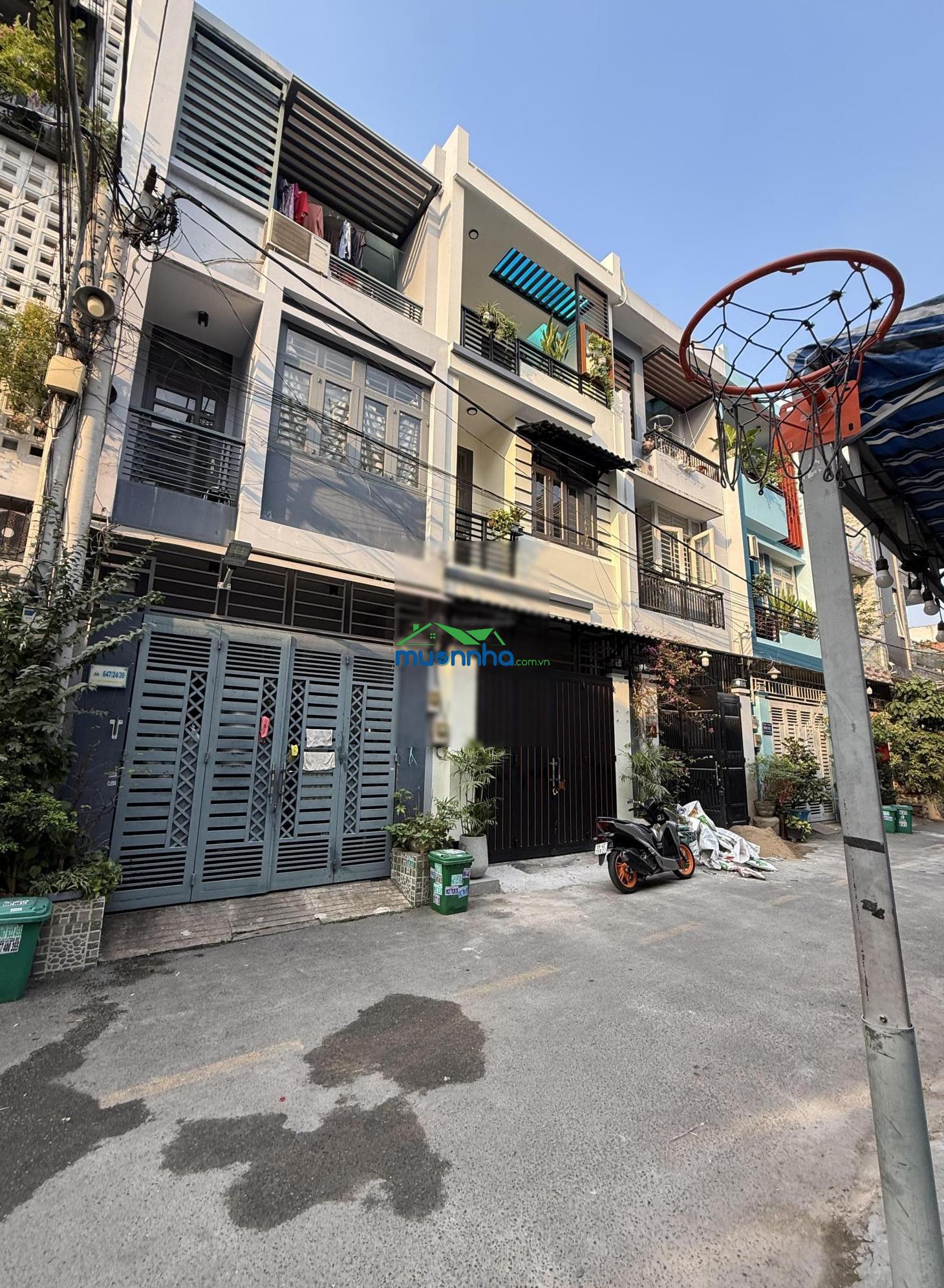 Chính chủ gửi bán nhà 3 tầng ngay vạn phúc city, ngay bờ sông mát mẻ - 4