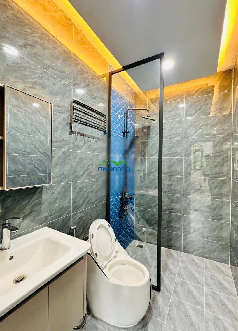 Nhà 5 tầng 250m² sàn sd full nội thất cao cấp, ngay ngã tư tô ngọc vân, chợ thủ đức - Ảnh 2