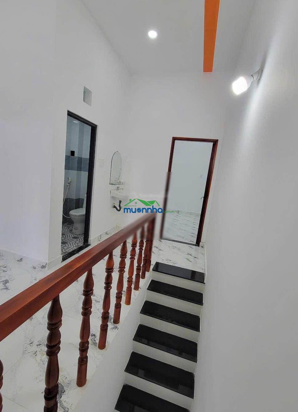Cần bán gấp nhà 1 trệt + 1 lầu - 4