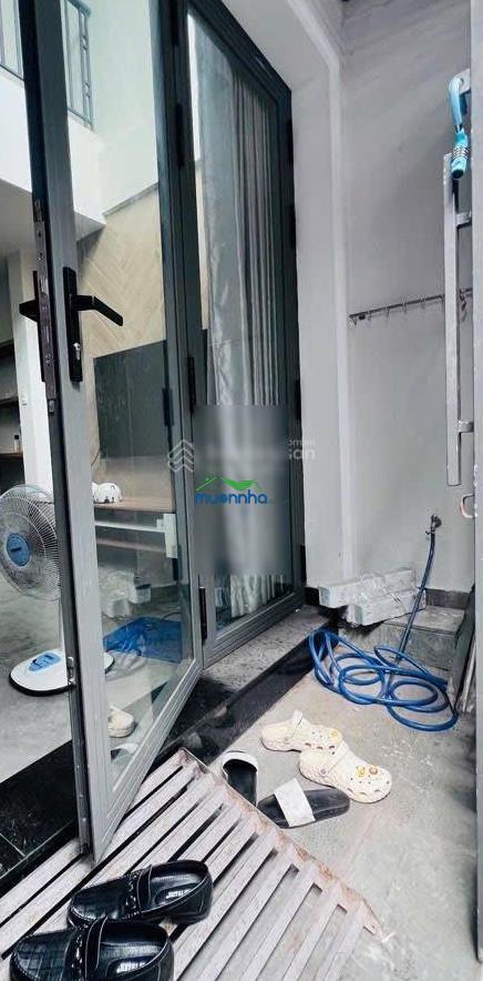 Bán nhà tân hưng. diện tích 133,7m2 (4 tấm 5pn). sổ hồng, hoàn công. hẻm thông nhiều phía. chỉ 7 tỷ - 4