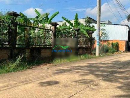 Bán đất ngộp ngang 6x23m, giá 400 triệu, sổ sẵn tại xã tân hiệp, phú giáo, bình dương
