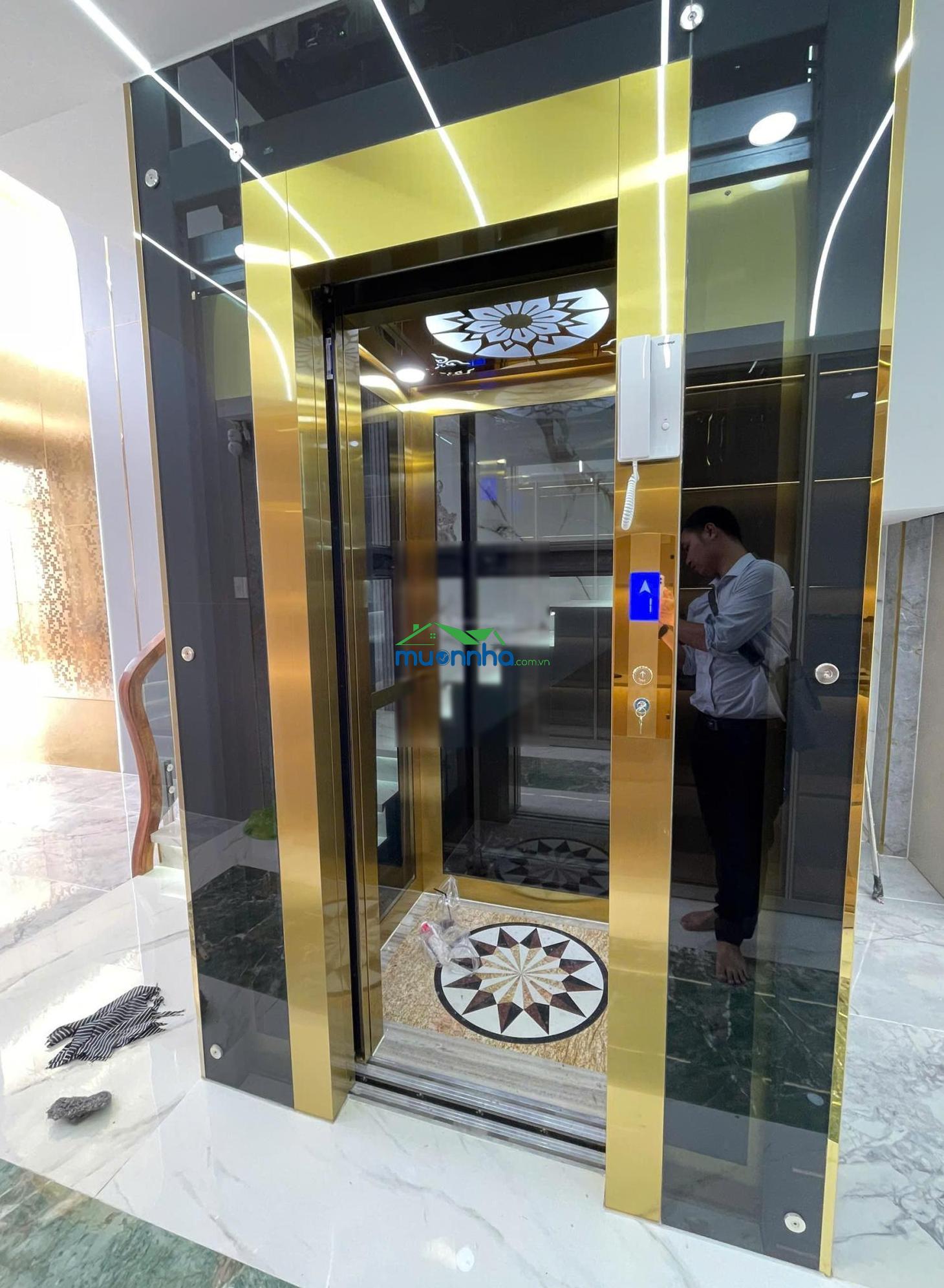 Nhà mới hẻm nhựa 6m - có thang máy - full nội thất - thông số chuẩn 4x18m - 5 tầng btct - 4