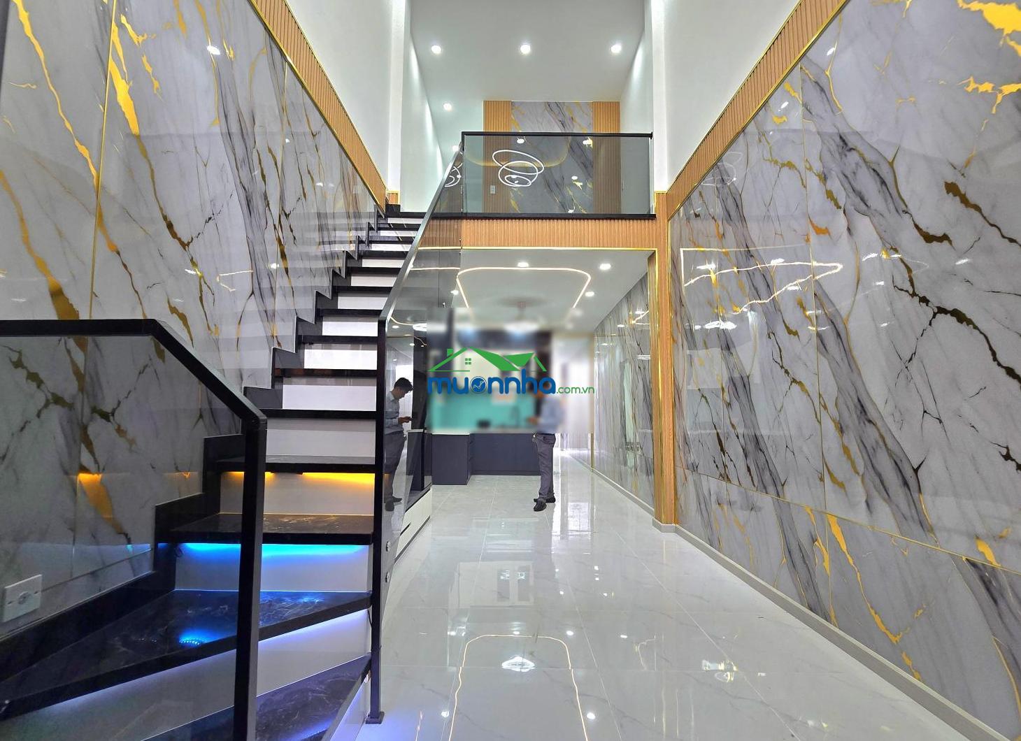 Nhà đẹp hẻm 803 huỳnh tấn phát 3pn 3wc xách valy vào ở ngay, vị trí trung tâm quận 7 - 2