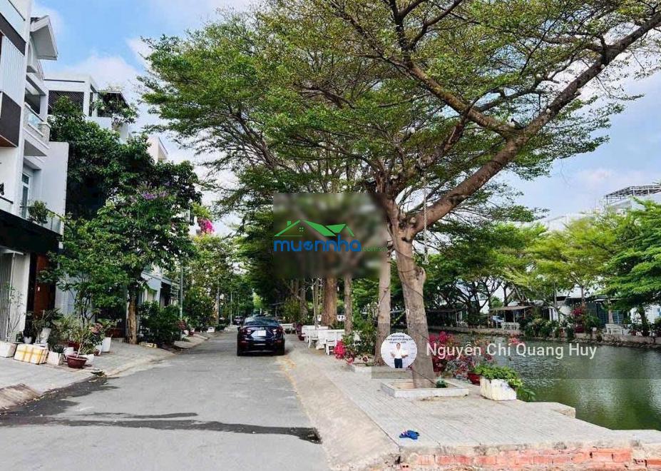 Nhà phố sang trọng đẳng cấp phong cách châu âu, có vỉa hè khu dân trí cao an ninh ngay phú mỹ hưng