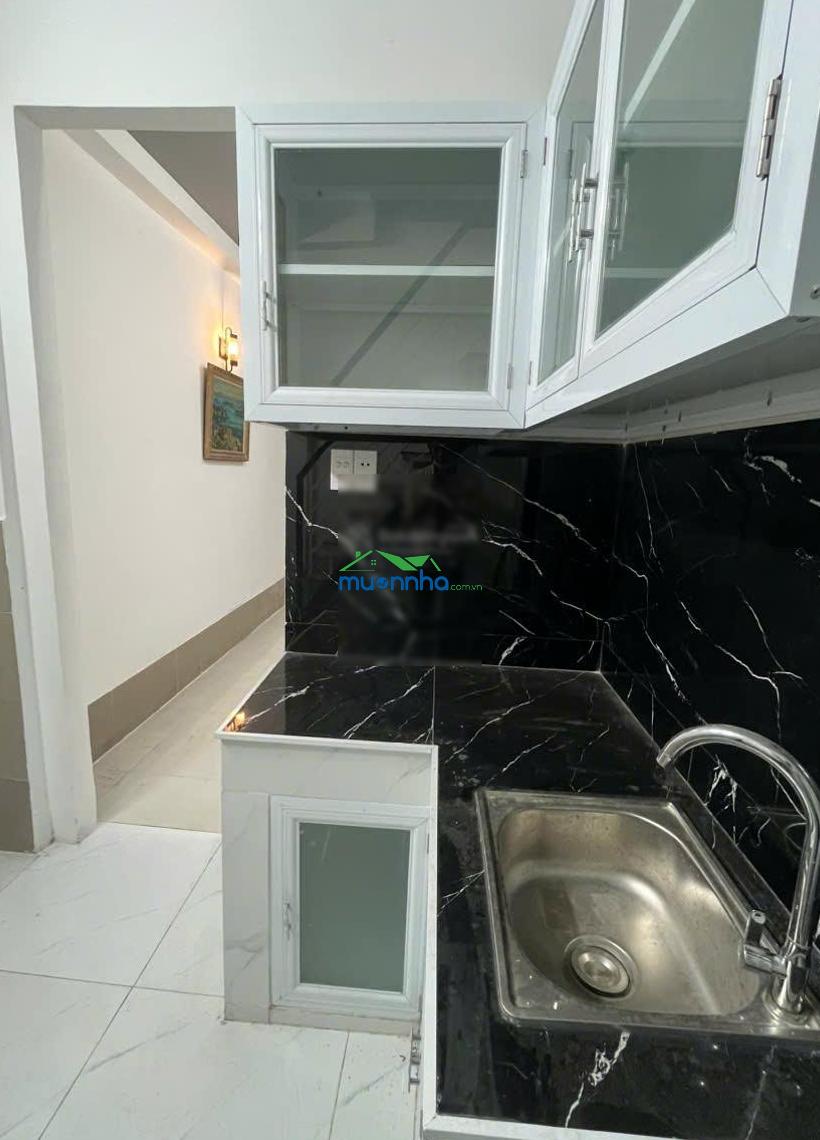 Nhà hẻm 3m 1/ thẳng thông đường trần phú. dt 3.45mx6.8m. trệt+lầu+lửng nhà mới. giá 4.98 tỷ