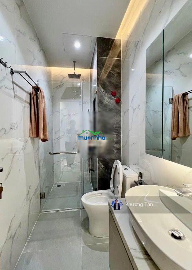 Hẻm 8m nguyễn sơn 5.8x17m trệt 3 lầu st thang máy mới đẹp. vị trí ngay thoại ngọc hầu, luỹ bán bích