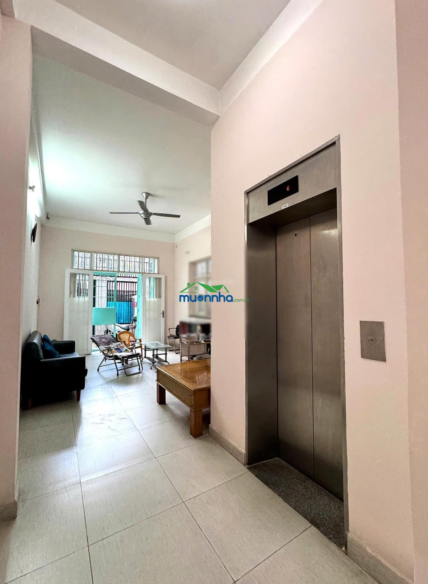 Nhà phố góc 2mt có hẻm sau ôto đường lê thị riêng - nguyễn trãi q1 cn: 99m2 3 lầu giá: 25.5 tỷ