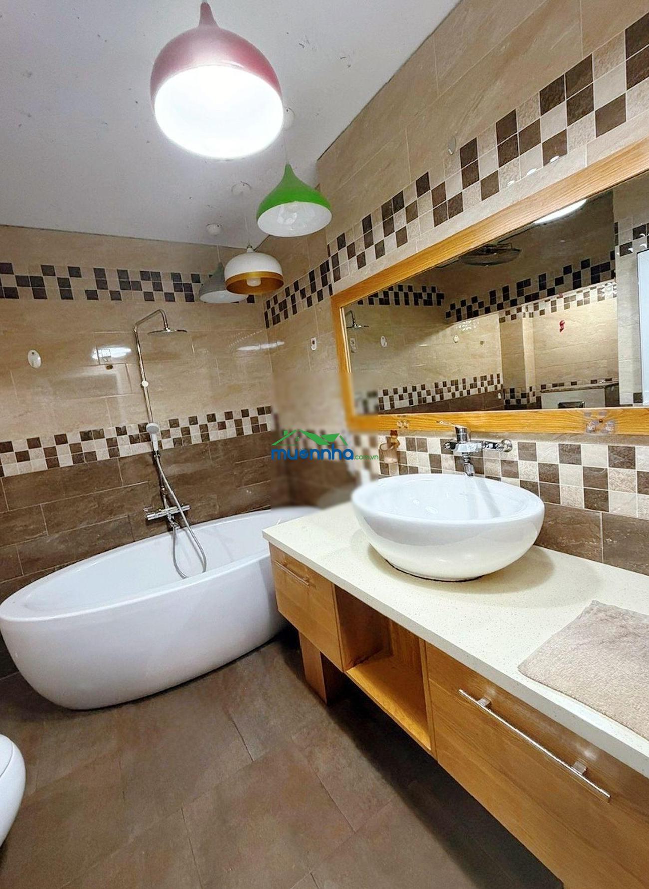 Bán nhà vườn lài - hẻm ôtô thông - 4 x19m (76m) btct - 3tầng - 5pn - giá 8.xtỷ - 4