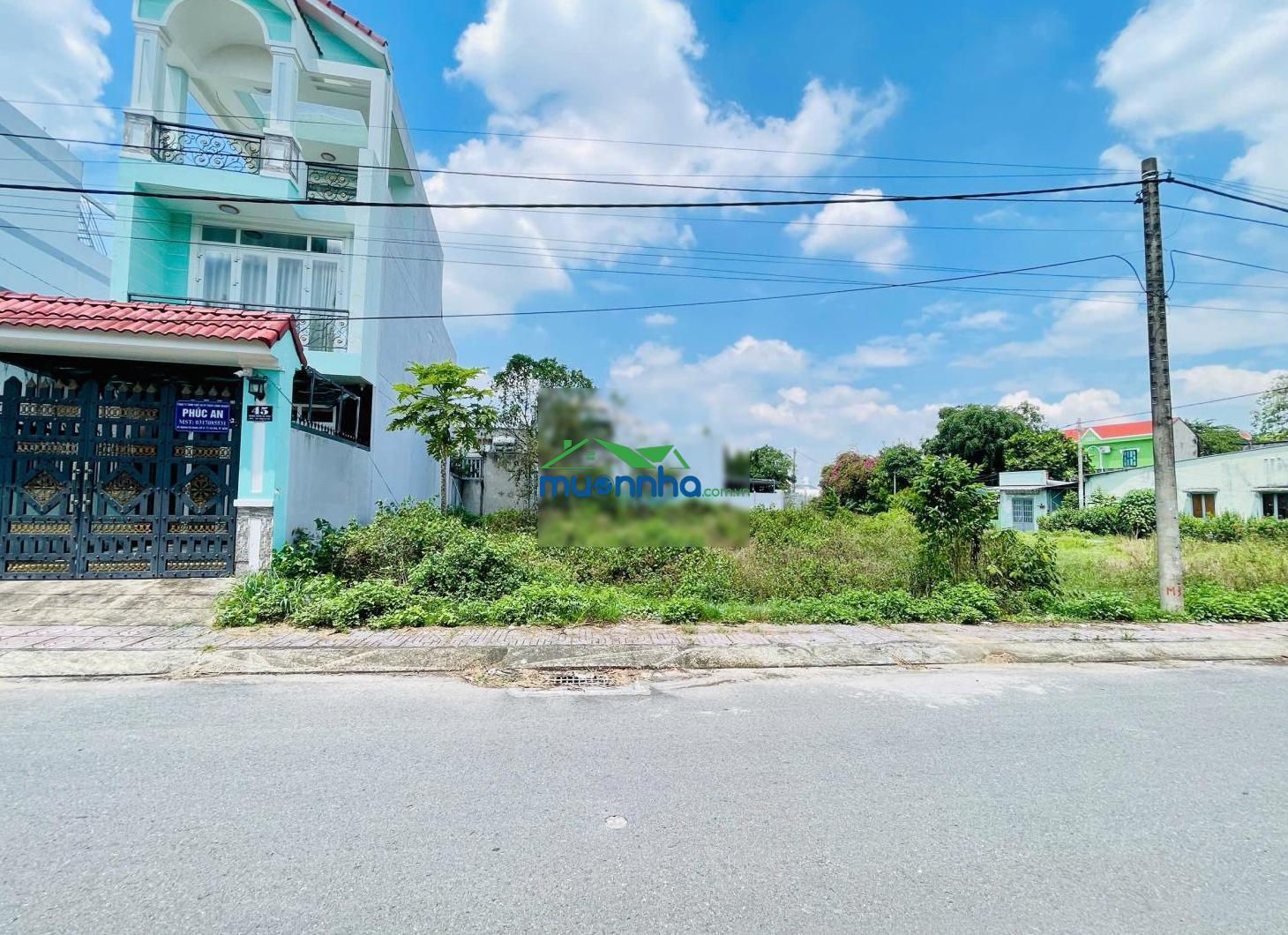 Giá 1 tỷ 200tr - chính chủ giao bán nhanh lô đất (6x32m), sổ hồng riêng ngay tt. củ chi