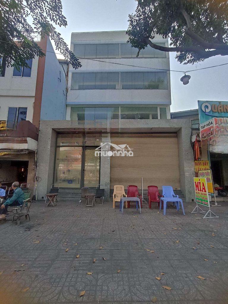 Cho thuê toà nhà mặt tiền đường kinh dương vương