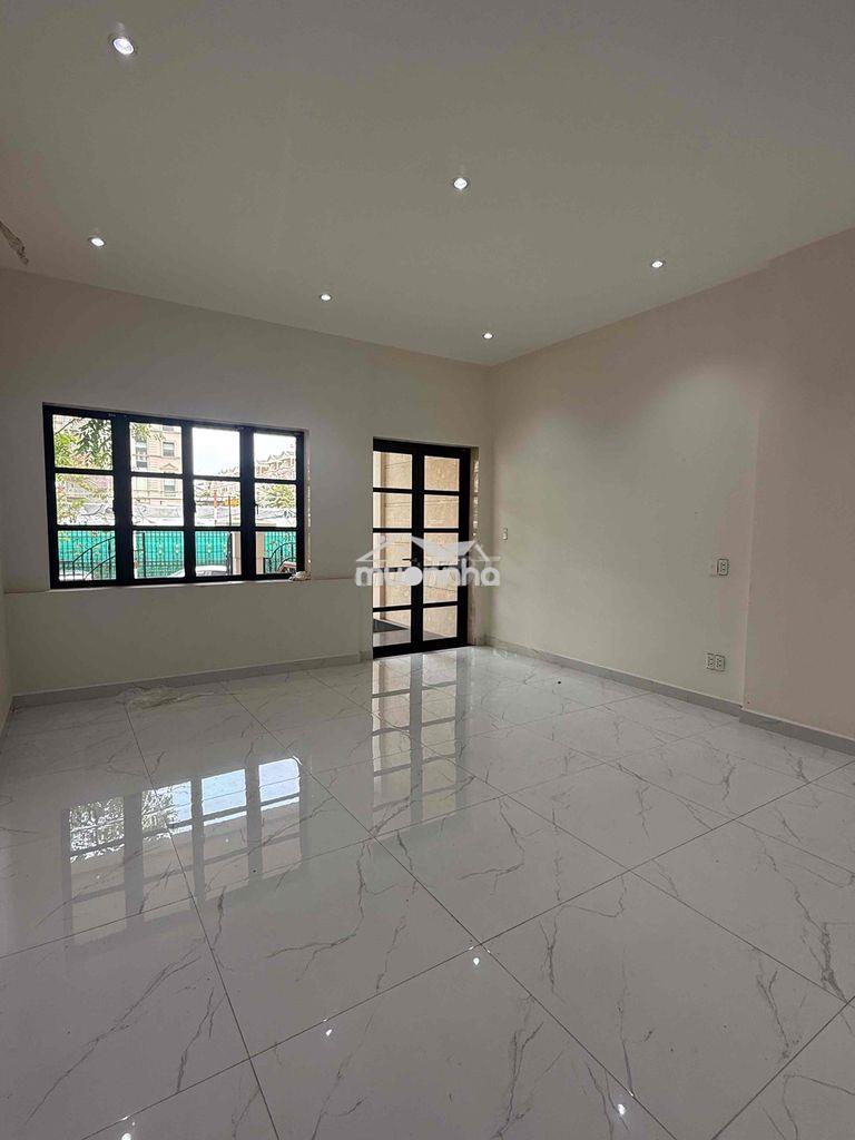 Cho thuê nhà cityland park hills, 1 hầm + 4 lầu, giá 45tr luôn thuế