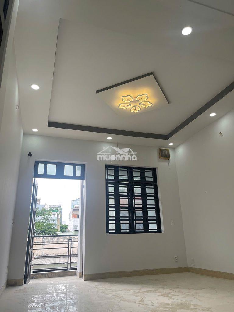 Nhà mới đẹp 4,15x18m, 1 trệt, 2 lầu + st cách vài căn ra mặt tiền