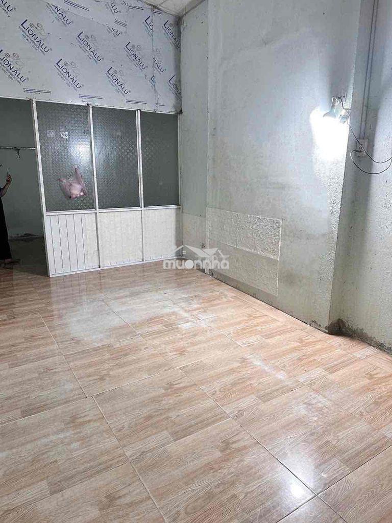 Nhà cho thuê giá rẻ gần chợ đầu mối điện giá nhà nước
