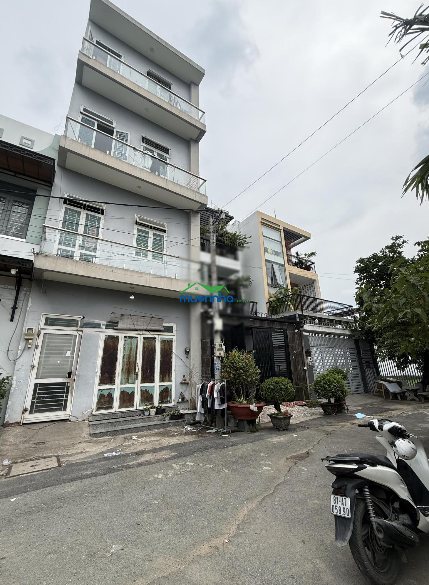 4 tầng btct 14p chdv cho thuê 30tr giá 6,5 tỷ ngay picity. hẻm 10m