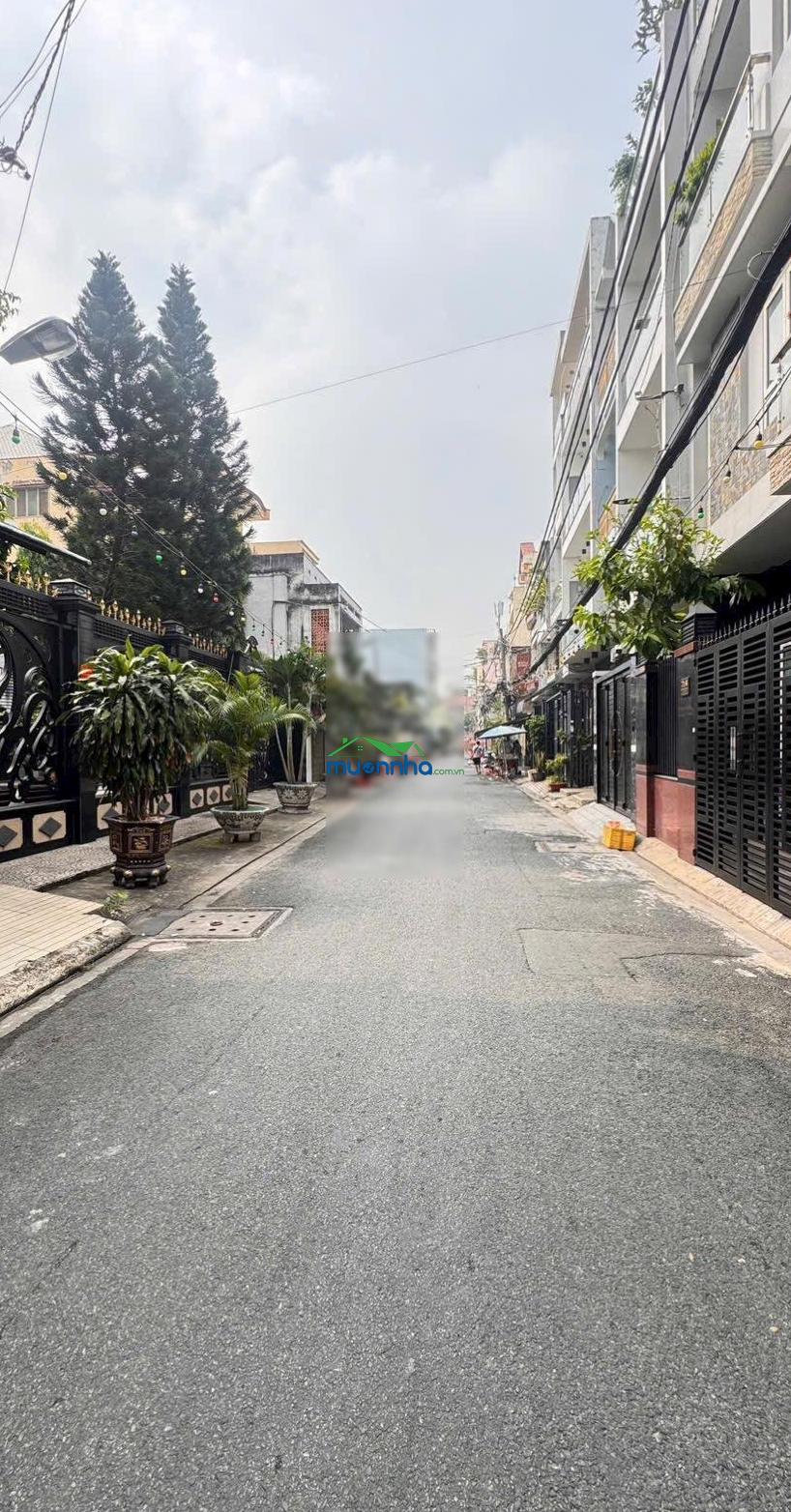 Bán nhà chdv cao cấp 16pn hẻm xe tải trịnh đình trọng