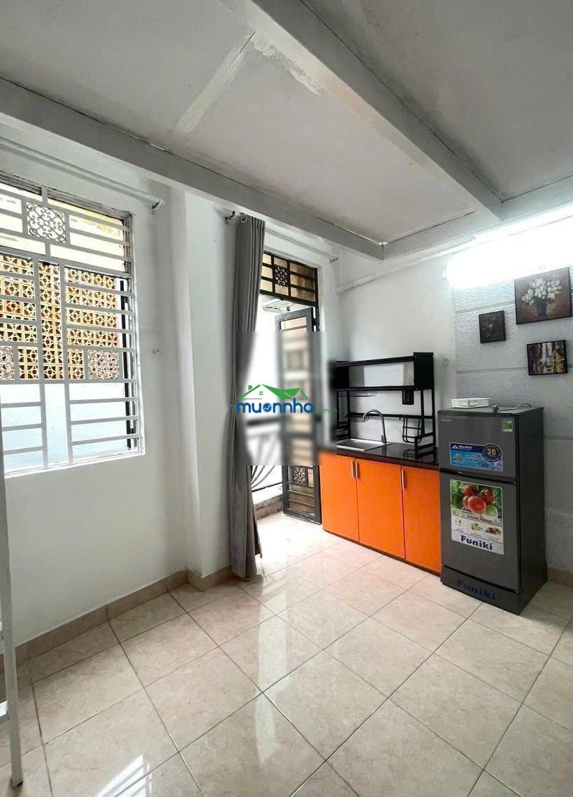 Bán nhà chdv - 4 tầng - nguyễn thượng hiền - sẵn dòng tiền 33tr/tháng - 8.x tỷ lh: 0703 171 ***