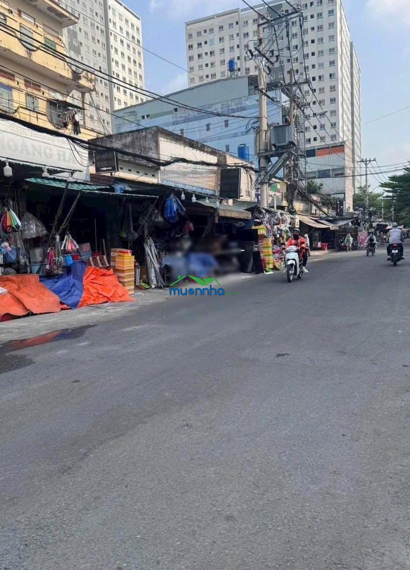 124m - 7tỷ - đường phan văn hớn - tân thới nhất 13 - quận 12 - hẻm 6m xe tải thông - kề siêu thị