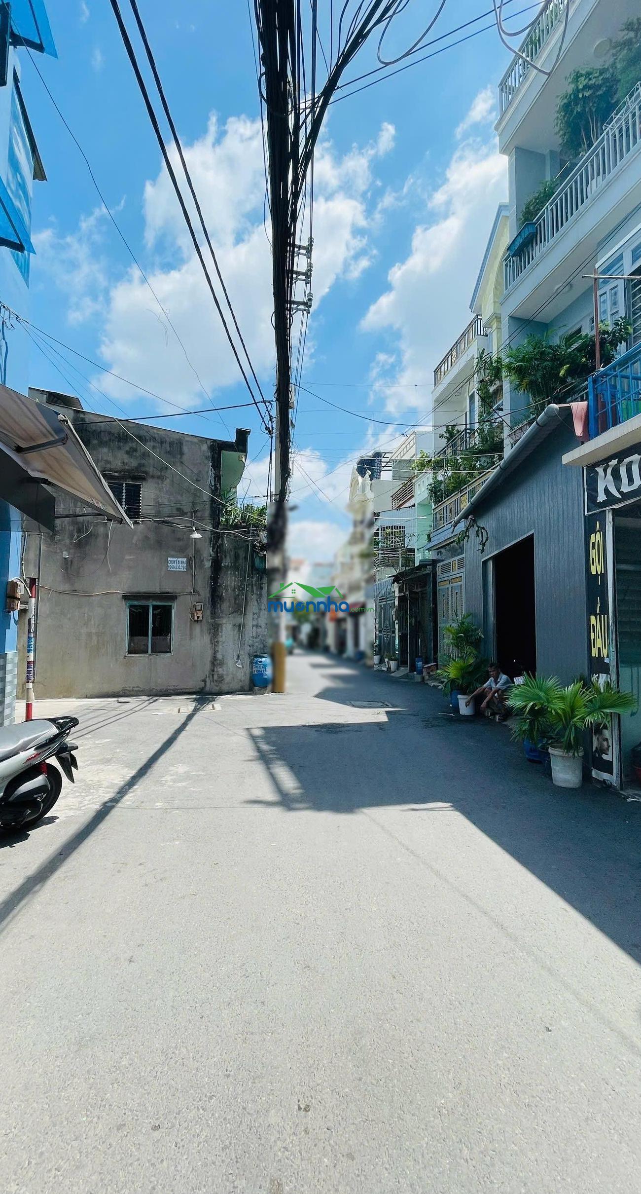 Bán nhà lô góc trần thị hè quận 12 - kinh doanh tốt - có dòng tiền - đường 7m - giá 4.06 tỷ - 4