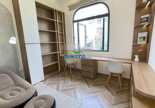 Chủ nhà kẹt vốn bán gấp nhà 2 tỷ 8 gò vấp dt 60m² hxh 4,2m, shr cầm, nội thất full, dọn vào ở ngay