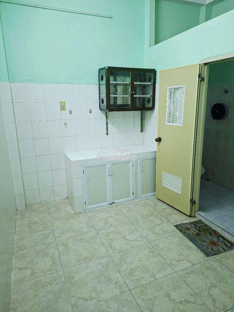 Cho thuê phòng q3.mới keng.rộng rãi thoải mái.cửa sổ ban công 2tr650 - 2