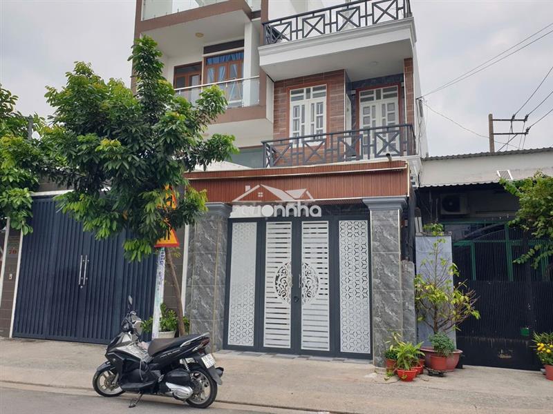 Nhà mặt tiền kdbb 4m*22m, đường thông 12m, gần chợ xuân thới thượng hm