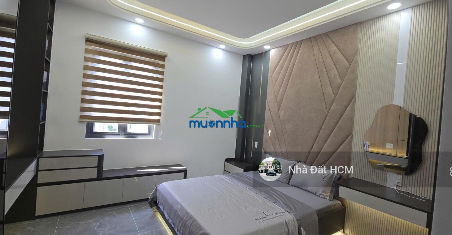Nhà 1/phạm văn đồng, đường trước nhà 8m, vỉa hè cây xanh 2 bên, nhà 4 tầng hoàn công chuẩn - Ảnh 2