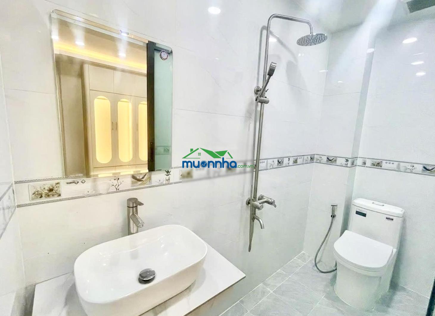 4tỷ89 - huỳnh tấn phát q7 4.6x9-2 tầng - 2pn - 3wc, ban công thoáng mát hẻm thông, khu dân cư đông