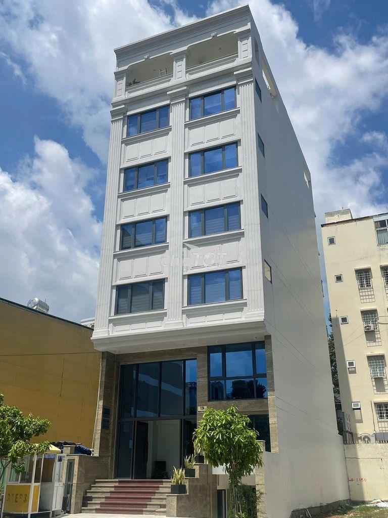 Cho thuê tòa văn phòng 1200m2 trung tâm quận 2