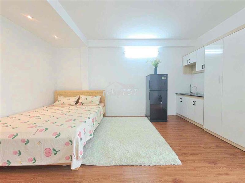 Ngay công viên làng hoa.có nội thất