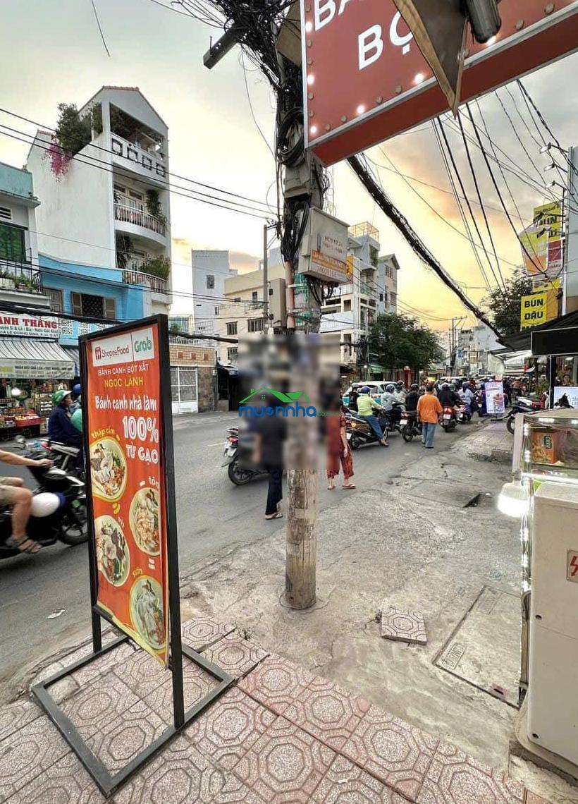 Bán gấp căn nhà ngay chợ bình hưng, đường số 10, đang cho thuê giá 13tr/tháng, 4,5mx18m, giá 1 tỷ 1 - 3