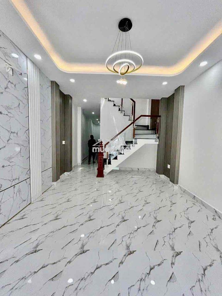 Cho thuê nhà mới đường phạm hùng - dt: 4m ×16m, 1 lầu 4 phòng - hẻm - 2