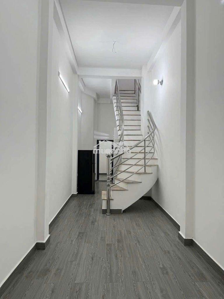 Cho thuê nhà diên hồng trệt 2 lầu 4pn 3wc giá 12tr