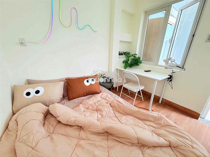 Sân vườn 2pn 80m2 penhouse đường số 6 q4