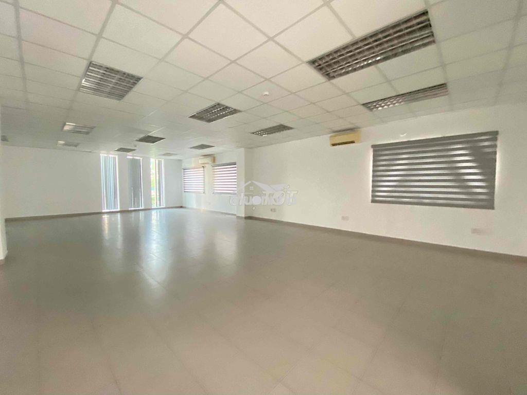 Mặt bằng kinh doanh ngay trung tâm quận 3 - diện tích lên tới 300m2 - 3