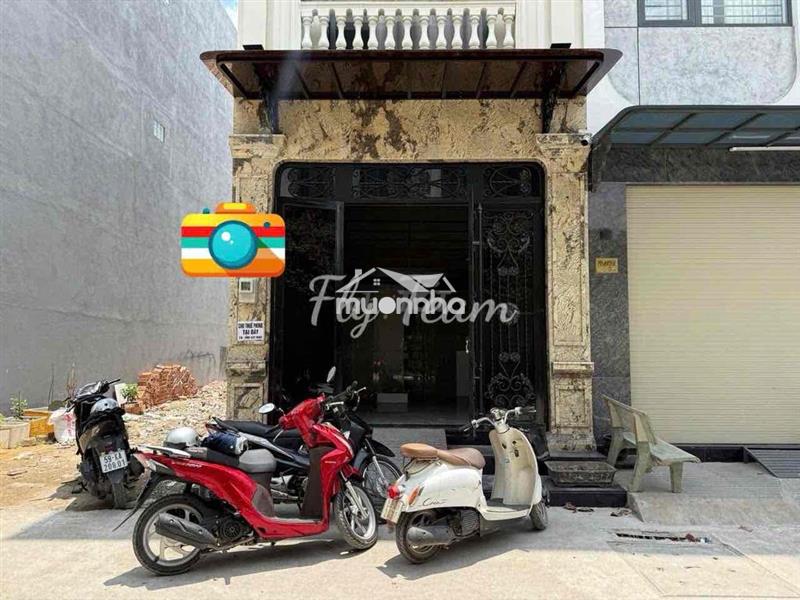 Nhà trệt nhỏ riêng biệt thích hợp ở kết hợp kinh doanh online