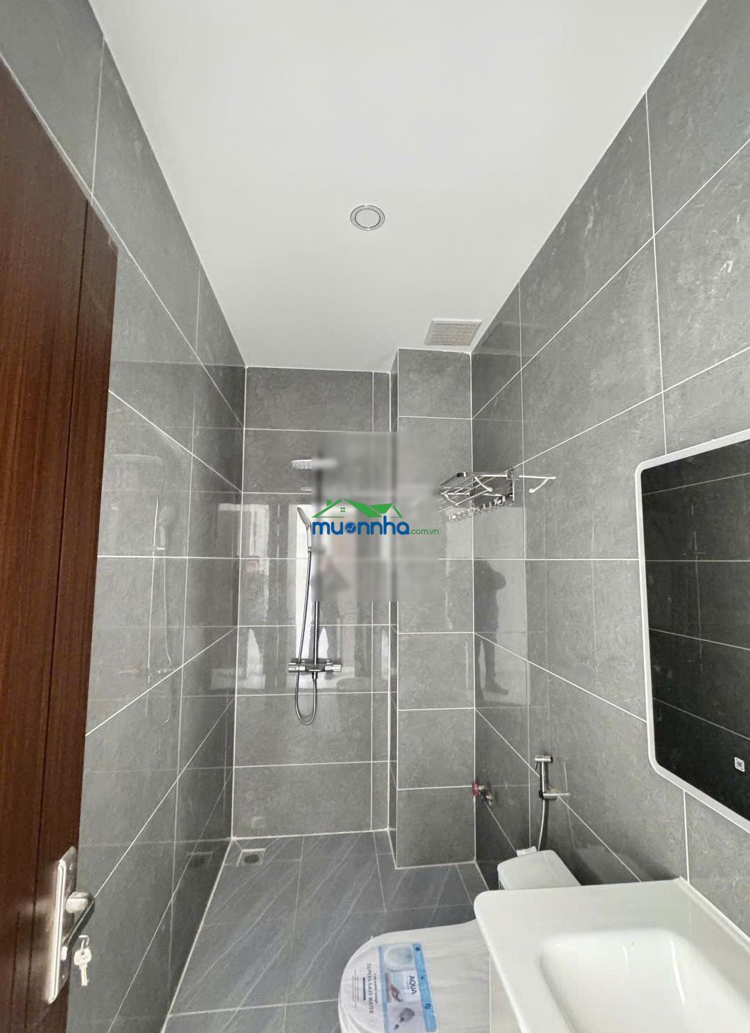 Hoa hậu đình phong phú - 75m 5pn 4wc - 8.6 tỉ - hẻm oto thông - cách ngã tư thủ đức 5p - Ảnh 2