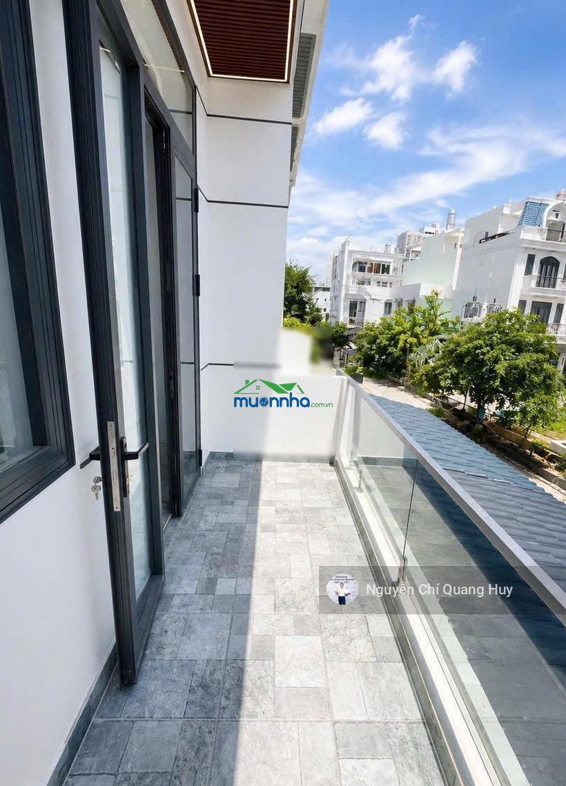 Nhà phố sang trọng vào ở ngay - hẻm thông 6m 2581 huỳnh tấn phát - 4m x 16m sổ hồng giá 5,75 tỷ - 2