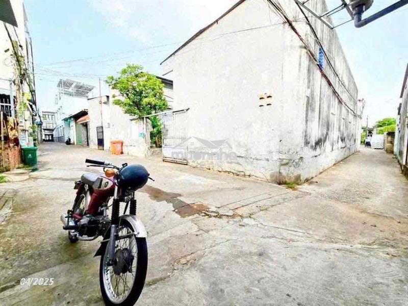 Cần bán lô đất ngay trại giam b5