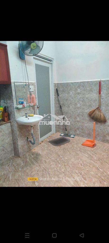 4,5 x 17m ngay chợ buôn bán tốt - 3