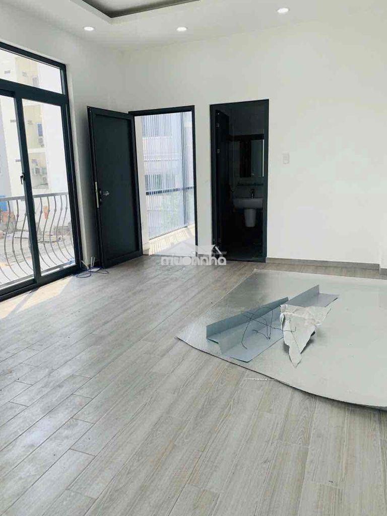 Cho thuê nhà 1trệt 1 lầu . phạm văn đồng p13 bình thạnh