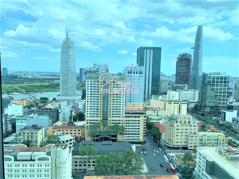 Cho thuê *** 1 căn vincom center tầng 21 có sân vườn, 3pn cực đẹp