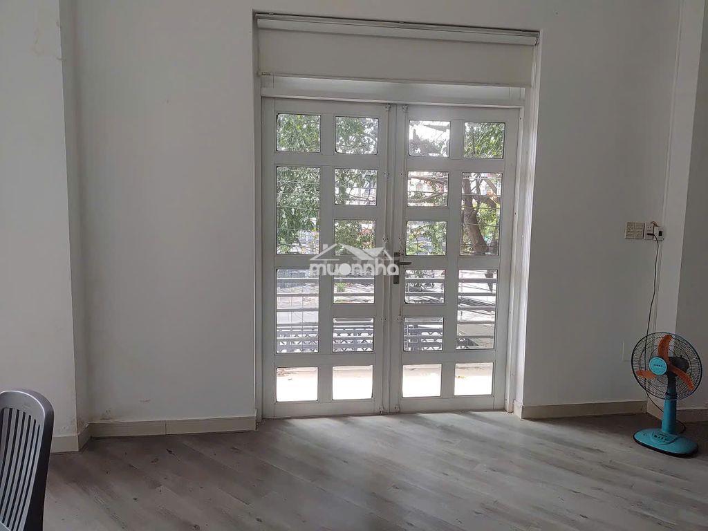 Cho thuê tầng trệt 17m2  - 4